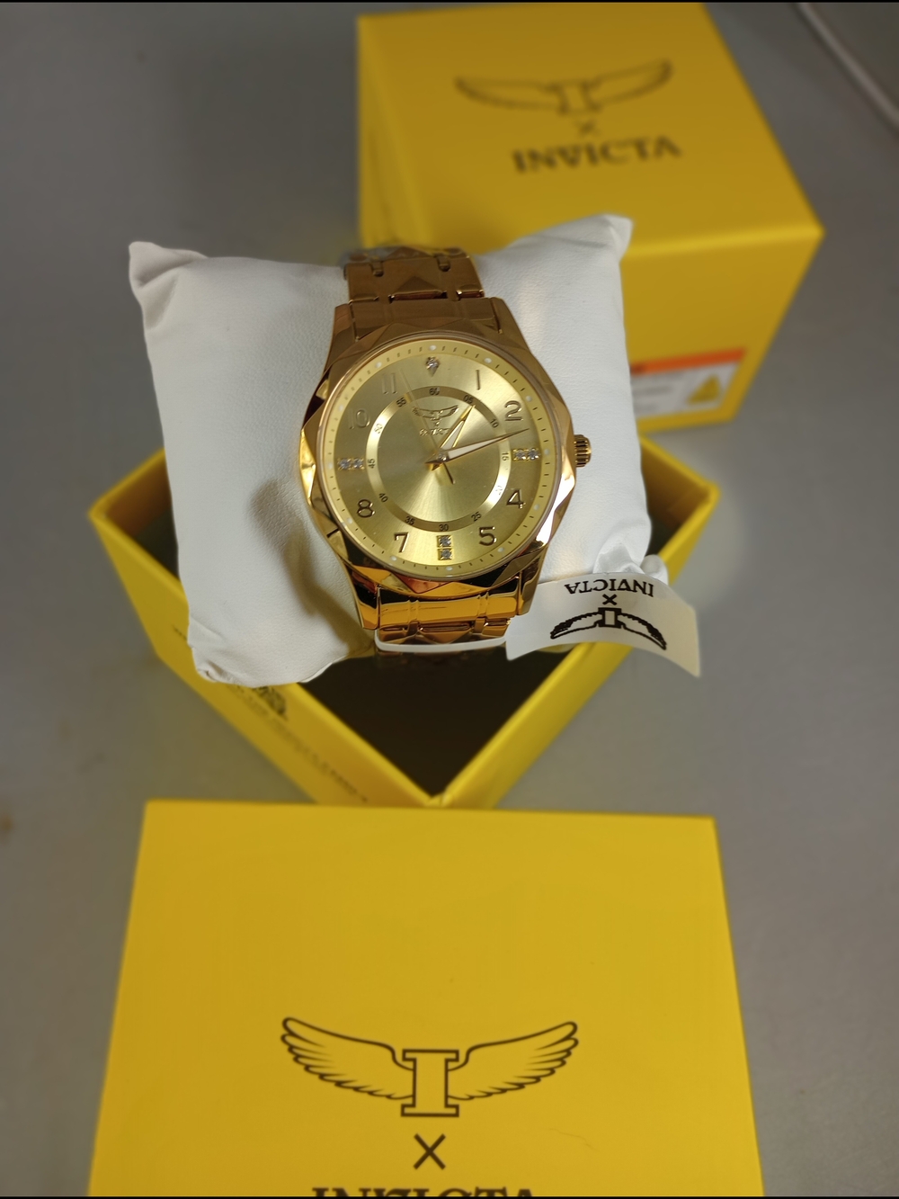 Invicta Gold Men's Stainless Steel Bracelet Watch